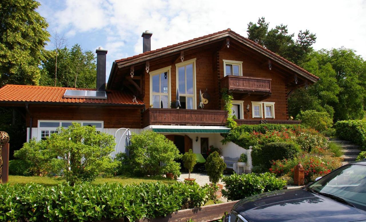 Apartamento Kunst Im Loft Seeon-Seebruck Exterior foto